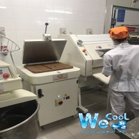 Máy cán bột mỳ